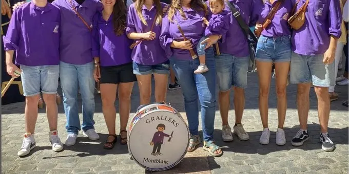 La febre per jugar al “Pokémon Go” arriba també a Arenys de Mar