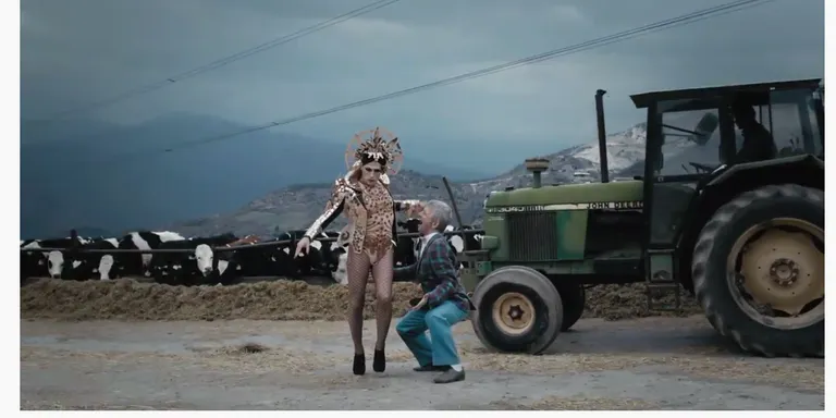 Castellar de Tost, escenari del videoclip del tema "Femme Fatale", de la Fundación Tony Manero