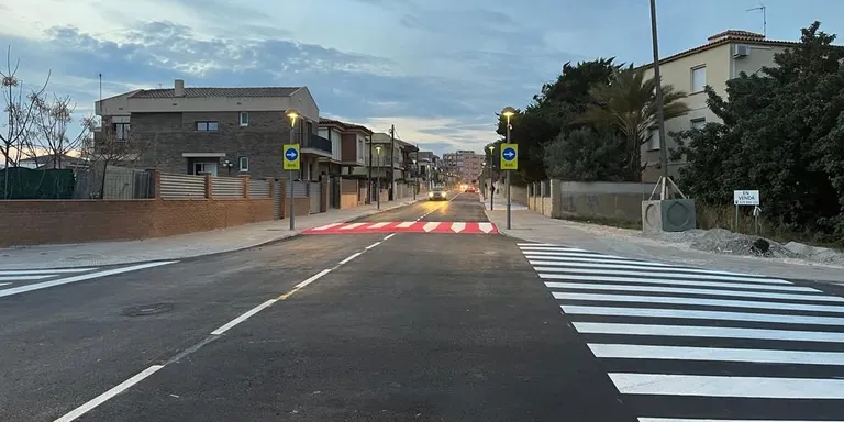 El carrer Major s’obre al trànsit de vehicles