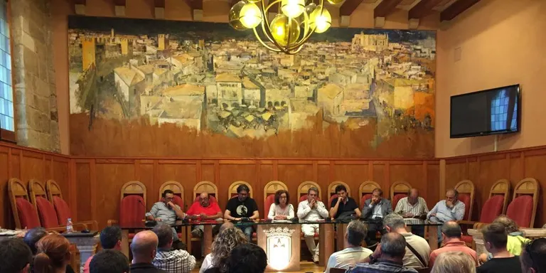 El PP titlla l’Alcaldia als barris de “campanya electoral constant”