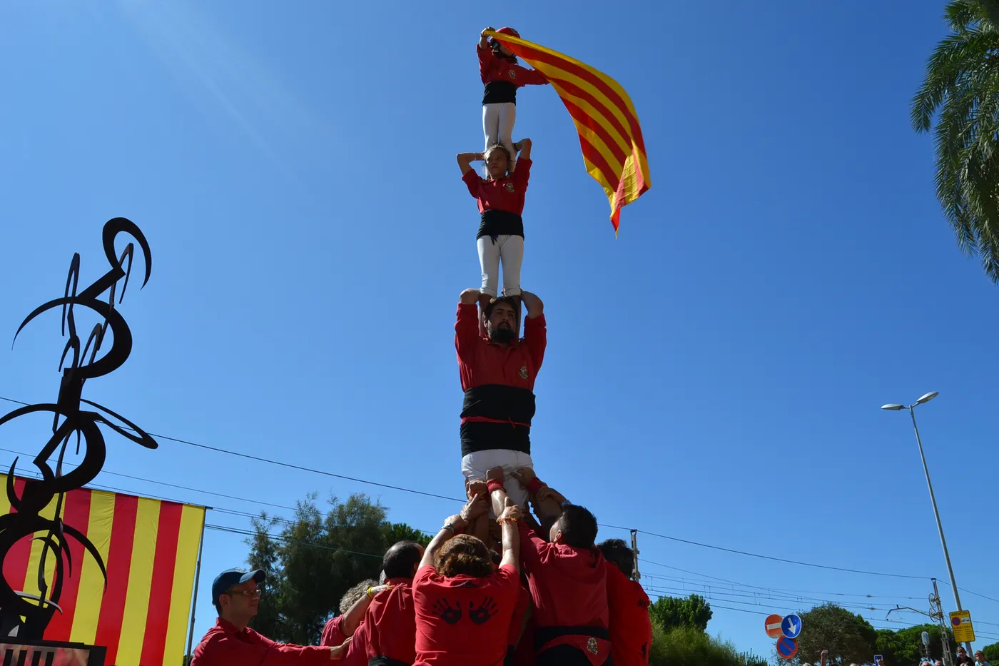 Prop de cinquanta entitats i partits de Pineda participaran als actes de la Diada