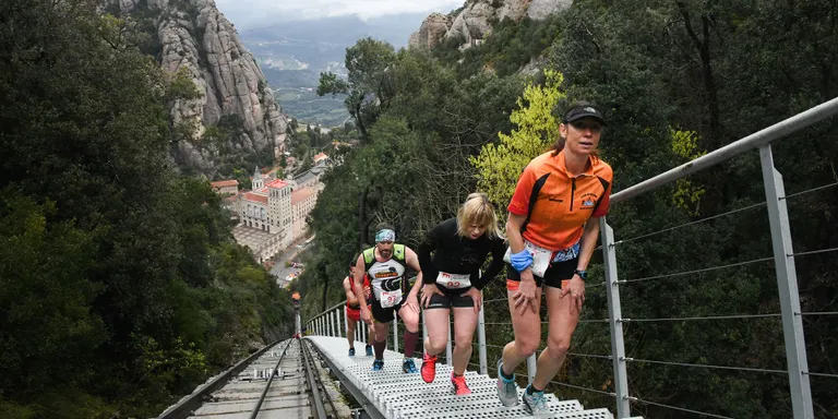 ADIAM anima als atletes a participar a la Cursa Vertical Montserrat