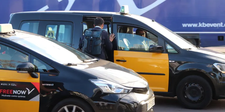 L'Autoritat Catalana de Protecció de Dades avala instal·lar càmeres dins dels taxis