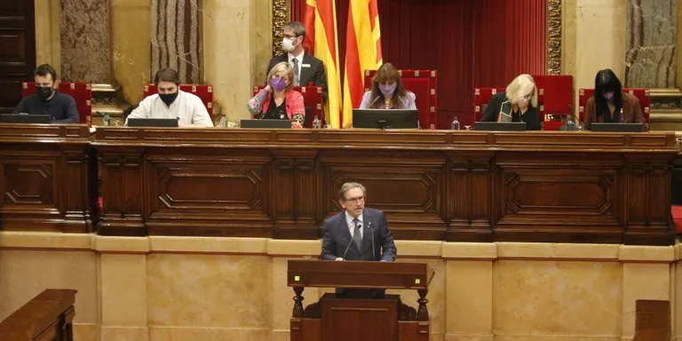 El Parlament dona llum verda a la tramitació dels pressupostos amb l'abstenció dels comuns