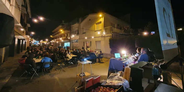 Més de 300 persones participen a la segona Quina Pinedenca de l'Ateneu Popular Sa Boada