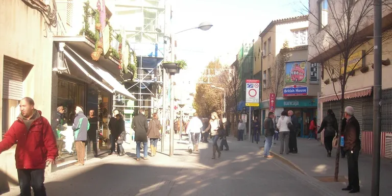 Els Mossos donen consells per evitar estrebades durant les compres de Nadal