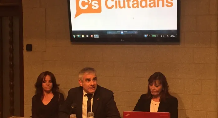 Rosa Zaragoza presenta oficialment la seva candidatura per Ciutadans a Arenys