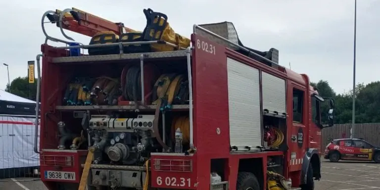 5 intoxicats a Lloret per un incendi en un apartament