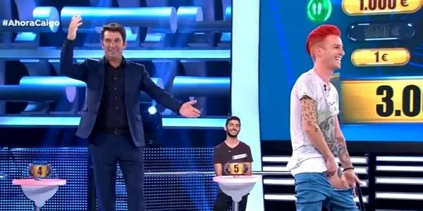 L’altafullenc Jordi Giralde participa al programa ‘¡Ahora caigo!’, i mostra en directe el seu tatuatge de Lola Flores