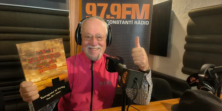 Jordi Català presenta el seu nou llibre musical "Tarragona té Swing Pau-Bé i Amor"