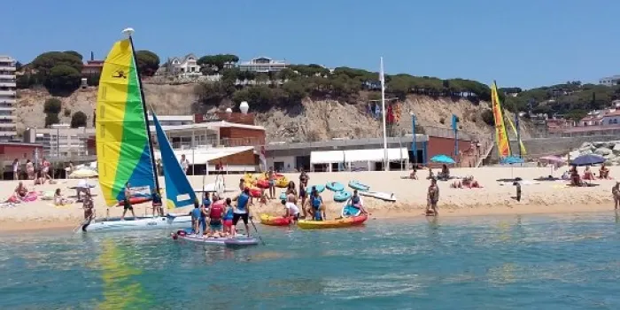 La base nà utica obre inscripcions pel Casal de Mar i Platja que organitza aquest estiu