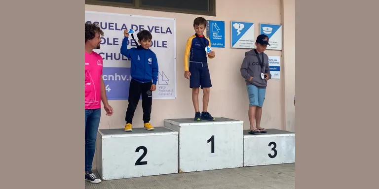 L’equip d’Ilca del Club Nàutic Cambrils aconsegueix el triplet al Campionat de Catalunya