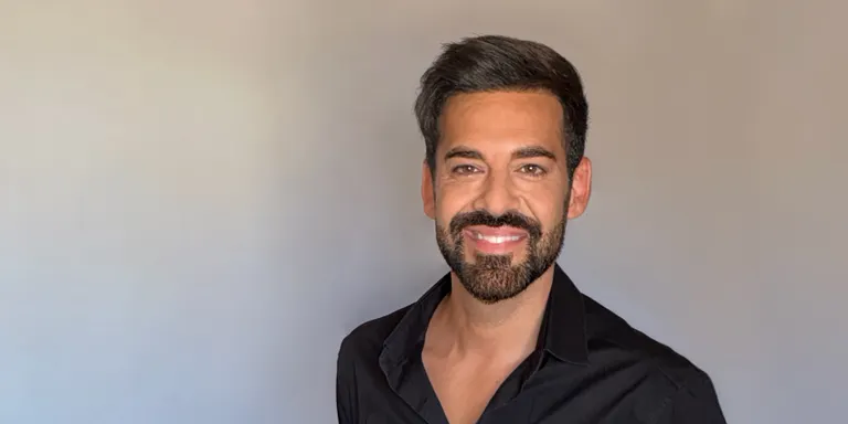 Andrés Jaenes presenta 'A contraluz' en COPE Utrera (98.1FM)