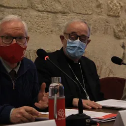 #807 - Càritas vol explicar al Parlament informe 30% població en exclusió social - episode art