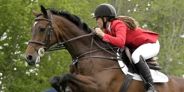 Sara Salom aconsegueix el bronze al Campionat d’Espanya de Salts de Joves Genets