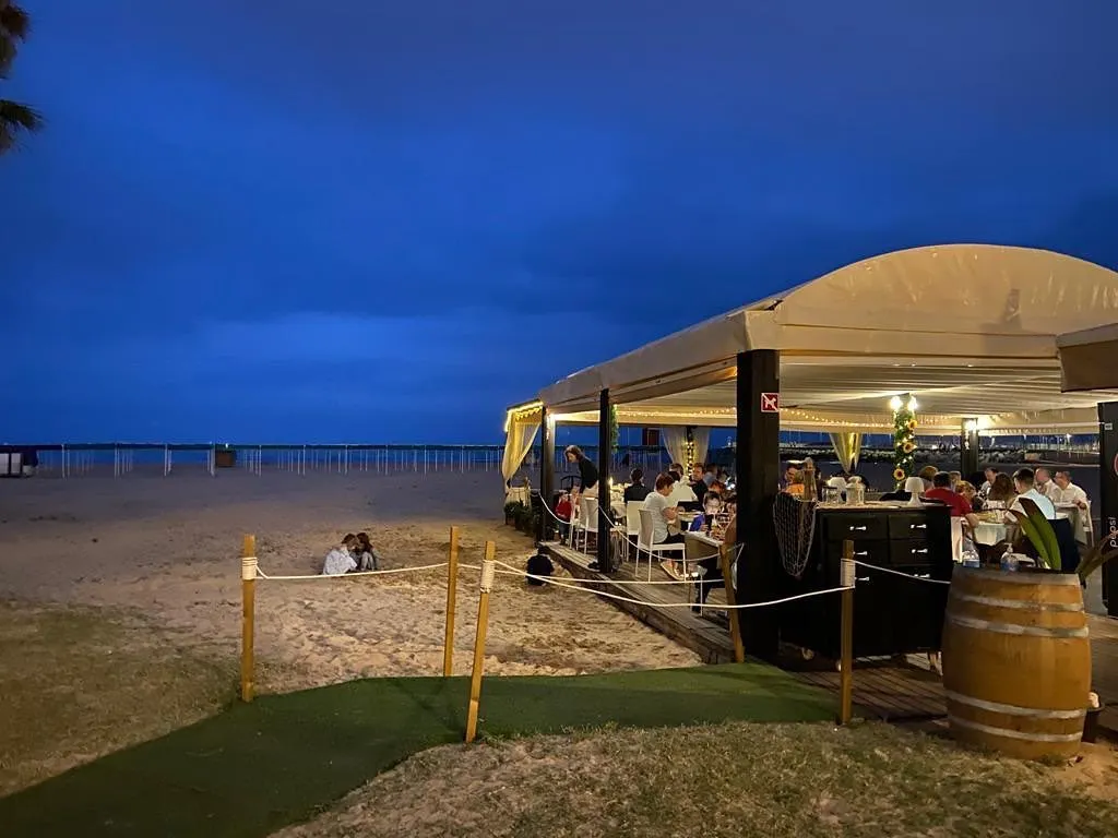 L’Ajuntament de Cambrils tanca el concurs públic per renovar les guinguetes de platja amb 19 propostes