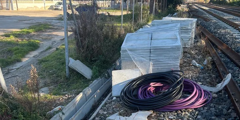 Detenen dos homes per robar cable elèctric a Torredembarra
