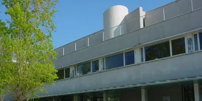Educació destina 890.000 euros a millorar l'eficiència energètica de dos instituts de Cambrils