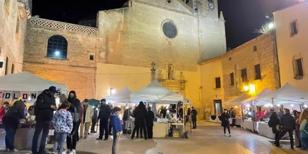 Nadal ja escalfa motors a Altafulla, amb els preparatius de la fira