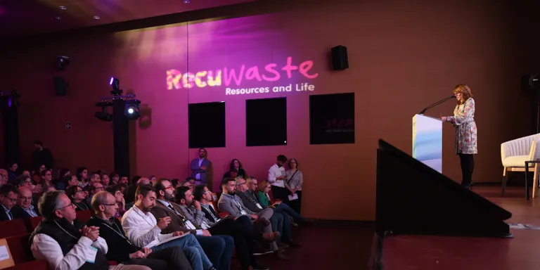 L'Ajuntament de Pineda participa al congrés de Recuwaste per avançar en la gestió de residus
