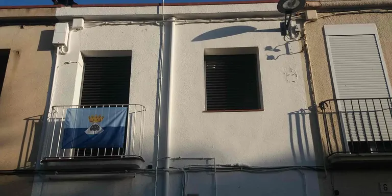 En Marxa-Junts per Catalunya anuncien un acte en defensa de la cultura i proposen engalanar els balcons amb la bandera de Pineda