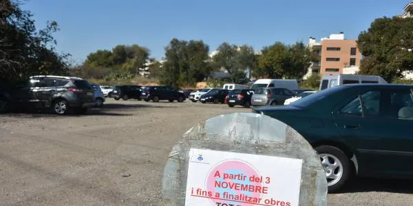 Torredembarra comença a arreglar el pàrquing del passeig de la Sort