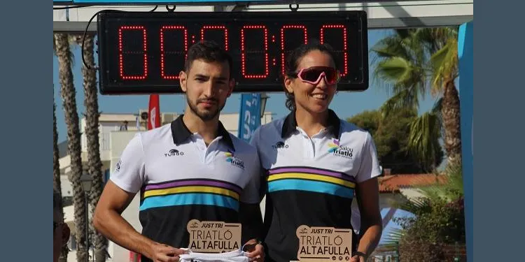 Raúl Martín i Gemma Anguera regnen en el 4t Triatló Popular d’Altafulla