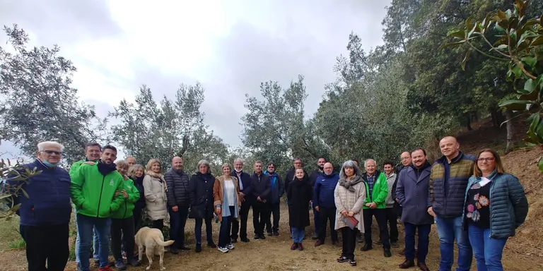 El consell comarcal presenta a Caldes el projecte per crear la marca de qualitat "Oli Vera del Vallès"