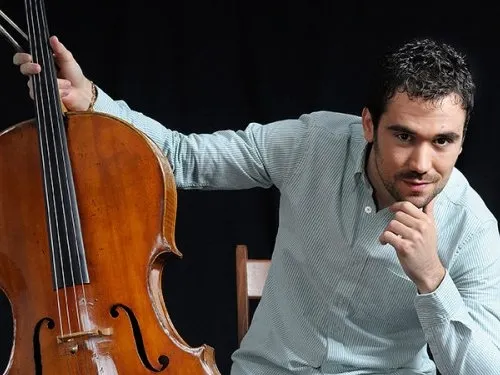 Cristina Almirall i Andrea Cereceda aniran gratis al recital d’Òscar Alabau al Castell