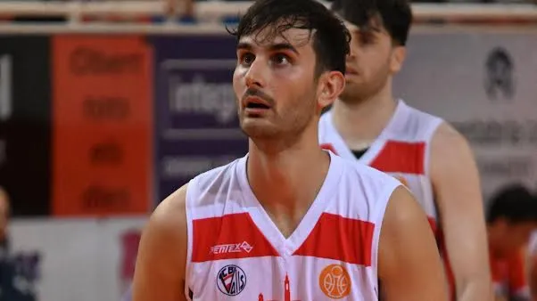 Oriol Besora renova pel CB Valls