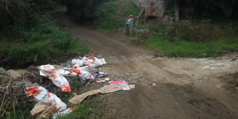 Abocament il.legal de runa a la Riera de Pineda
