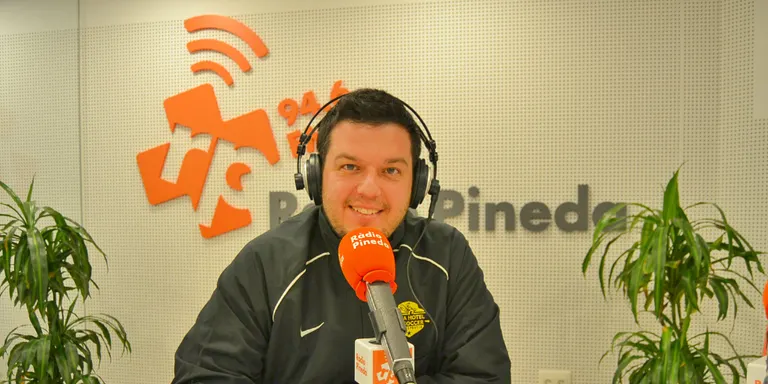 Minut 30 entrevista a Eloi Moreno, coordinador de l'Aquahotel FC Pineda