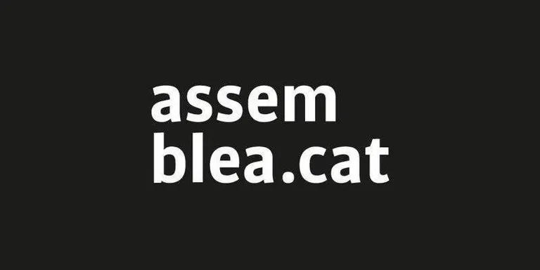 L’ANC denuncia a twitter una agressió a tres dones de l’associació mentre penjaven cartells