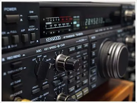 LOS RADIOAFICIONADOS SE EXHIBEN EN LA CAMPA DE SAN MARCIAL