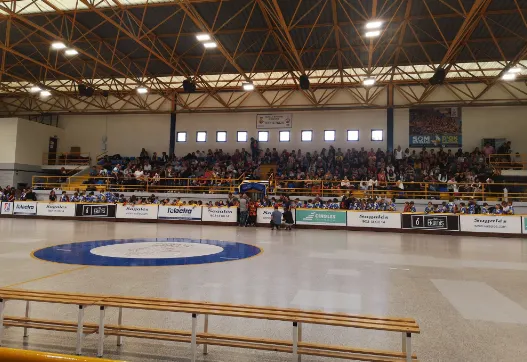 L’Ajuntament tornaria a valorar construir una segona graderia al pavelló de la Torre Roja després de l’anunci que el Recam Làser Caldes jugarà la temporada vinent amb els millors equips d’Europa