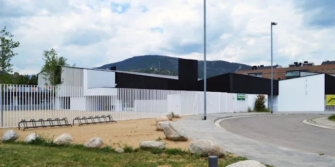 El Parlament aprova implementar els estudis de Batxillerat Esportiu a l'Institut La Valira de la Seu