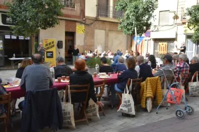 L’ANC Valls inaugura el nou local amb un esmorzar popular