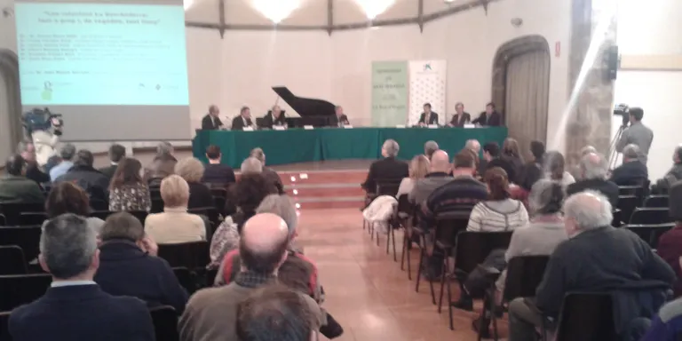 L'obertura econòmica marca la taula rodona sobre les relacions entre la Seu i Andorra