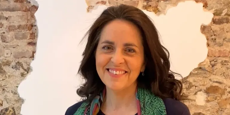 Noemí Llorens de Junts es presenta com a candidata a l'alcaldia de Pineda