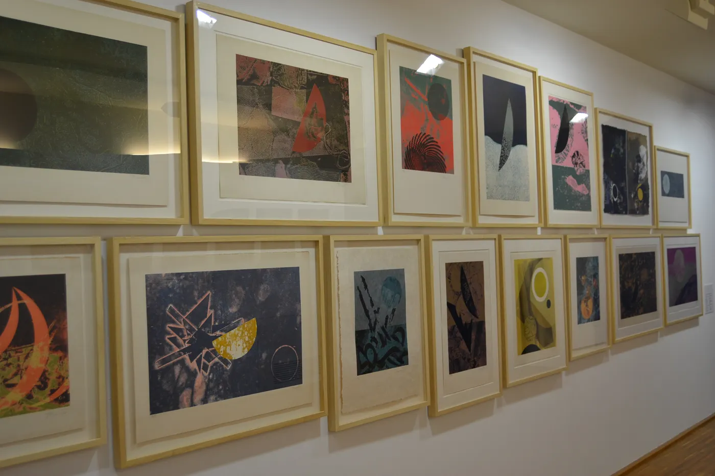 Visita guiada i conferència aquest dijous a l'exposició «Tharrats, Cosmos i Art Gràfic»