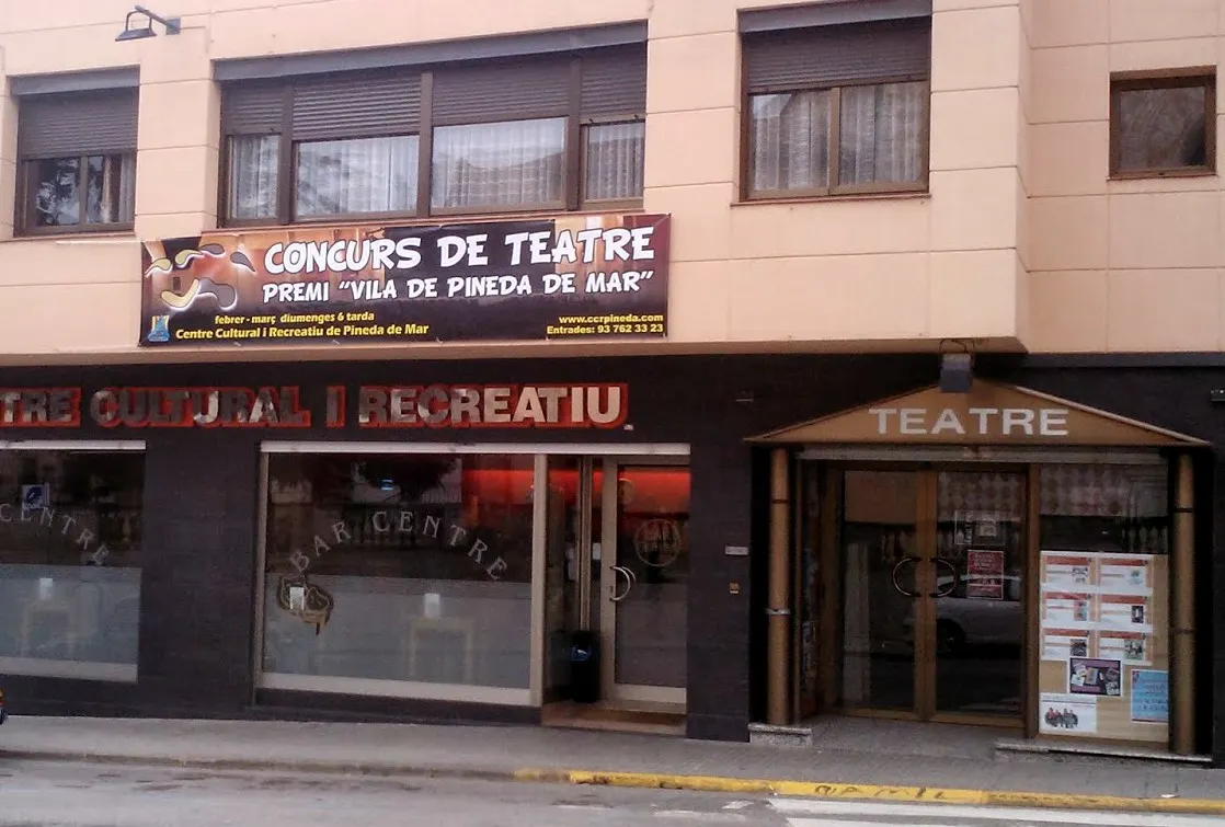 S'inaugura el nou bar del Centre Cultural i Recreatiu que gestiona la Fundació Marpí