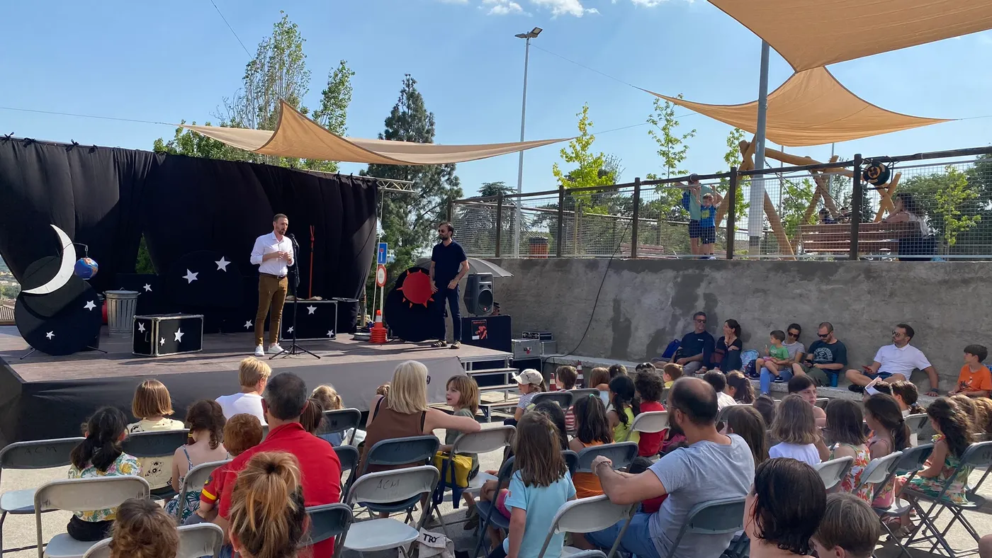 Inaugurat el nou parc Rosa Sensat, al costat de l'escola Montbui