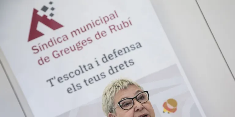 La Síndica de Greuges insta a institucions, partits i ciutadania a dialogar sobre els menors no acompanyats
