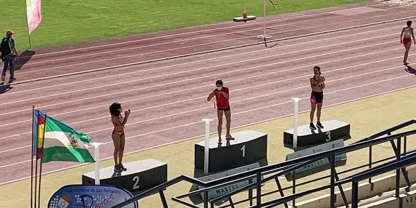 L’atleta Marta Camps, doble medalla d’or en el Campionat d’Espanya Màster