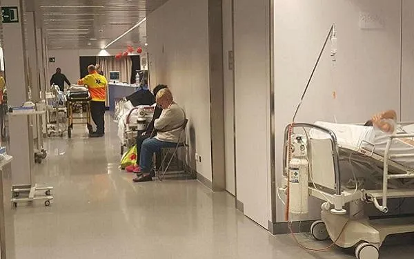 Els hospitals tarragonins han d’obrir més llits per fer front a la grip