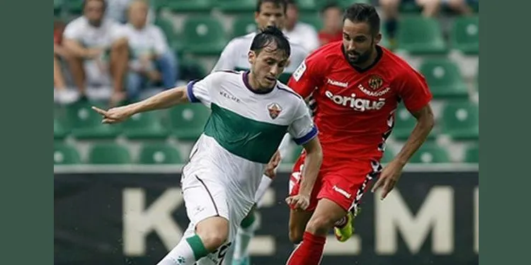 El Nàstic cau a Elx per la mínima i suma la primera derrota de la temporada