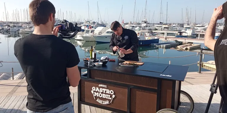 La cuina cambrilenca torna a promocionar-se a Canal Reus TV amb el programa ‘Gastromòbil’