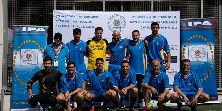 La Policia Local de Cambrils guanya el XVII Campionat Internacional de Futbol 7 per a Policies
