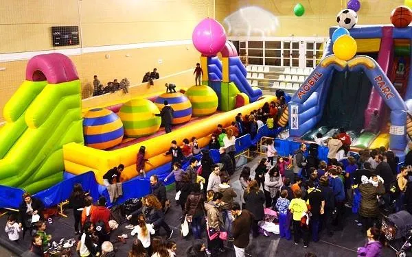 El Parc Infantil de Nadal d’Altafulla dóna el tret d’inici aquest dilluns