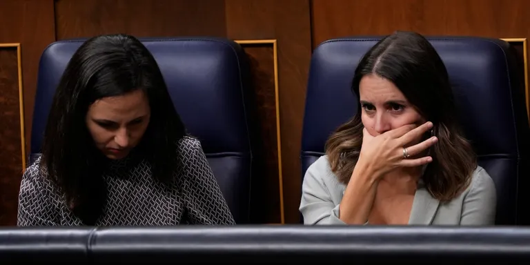 Podem abandona el grup de Sumar al Congrés i es passa al Mixt